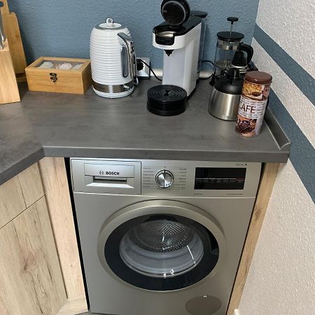 Exklusive Stadtwohnung Am Elbradweg: Best-Preis-Fewo Rathausblick 1 Fuer Max. 3 Pers. Inkl. Wlan, Prime Video & Self Check-In Wittenberge Bagian luar foto