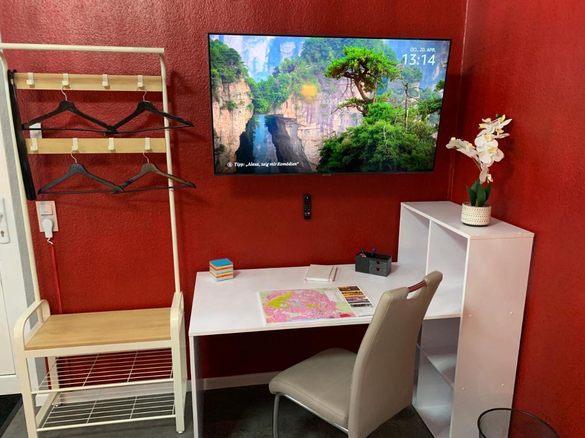 Exklusive Stadtwohnung Am Elbradweg: Best-Preis-Fewo Rathausblick 1 Fuer Max. 3 Pers. Inkl. Wlan, Prime Video & Self Check-In Wittenberge Bagian luar foto