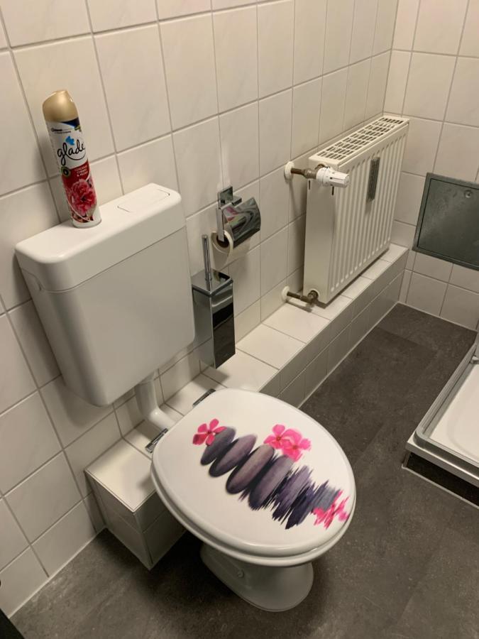 Exklusive Stadtwohnung Am Elbradweg: Best-Preis-Fewo Rathausblick 1 Fuer Max. 3 Pers. Inkl. Wlan, Prime Video & Self Check-In Wittenberge Bagian luar foto